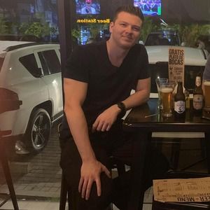 Meet your Posher, Alex